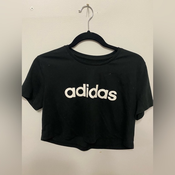 Adidas Cropped shirt - Picture 1 of 1
